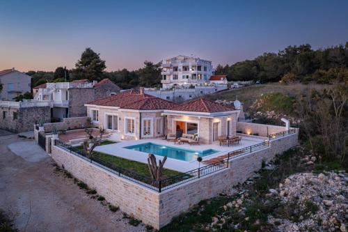 Villa Katarina with pool