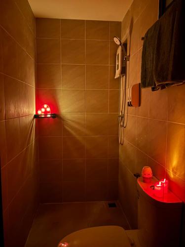 Ένα μπάνιο στο Love room