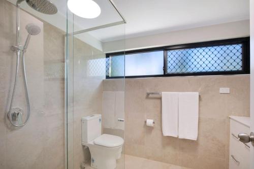 Ένα μπάνιο στο Leafy Hideout - Quiet Comfort near Riverfront and CBD