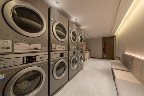 Φωτογραφία από το άλμπουμ του Shanghai Jiading New Town Suisse Place Apartment Hotel σε Σαγκάη
