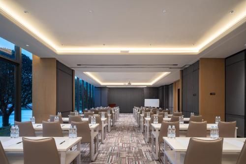 Φωτογραφία από το άλμπουμ του Shanghai Jiading New Town Suisse Place Apartment Hotel σε Σαγκάη