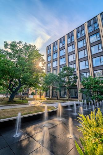 Φωτογραφία από το άλμπουμ του Shanghai Jiading New Town Suisse Place Apartment Hotel σε Σαγκάη