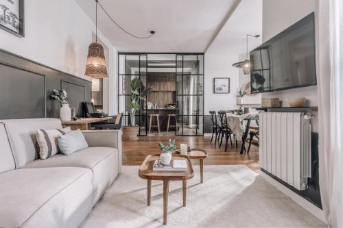 Likou - 3 bedrooms and terrace in Ríos Rosas