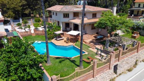 Villa El Faro by Hello Homes Sitges