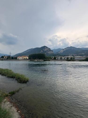 A gem right on the lake