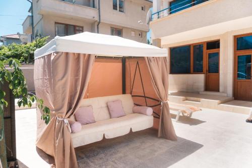 Φωτογραφία από το άλμπουμ του Dream House σε Αγαθούπολη