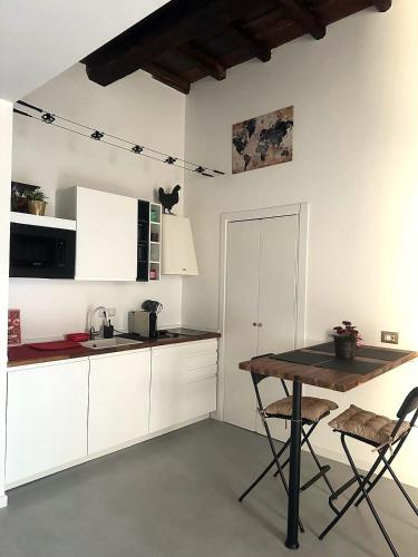 Veronica House