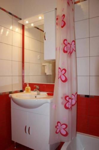Ένα μπάνιο στο Holiday Home Terra