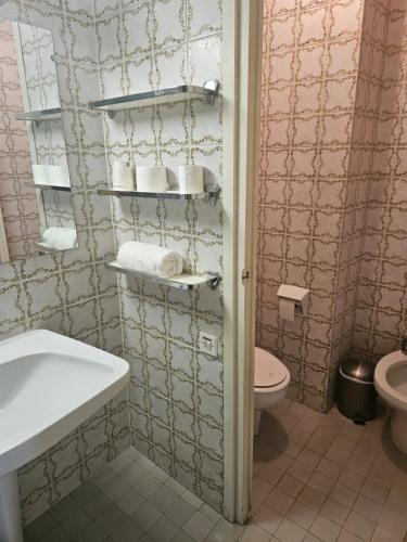 Ένα μπάνιο στο Hostal del Senglar