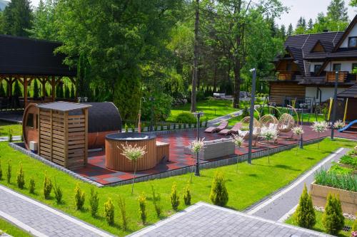 Сад в Glamp Mała Łąka Jacuzzi & Sauna Zakopane