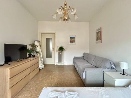Cipro Vatican Home