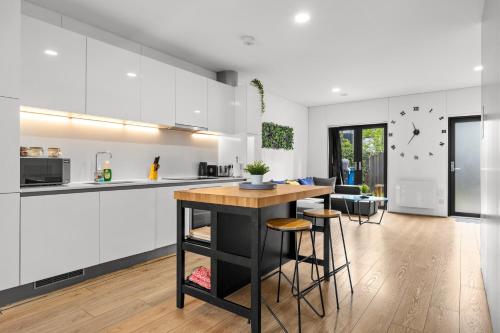 Foto Large Townhouse 5 Beds with Two Parking Spaces - Manchester City Centre