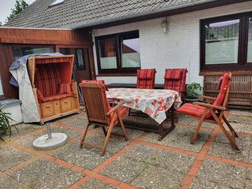 Patio nebo venkovní prostory v ubytování Große Ferienwohnung in der Natur Husum Hattstedt Nordsee Meer