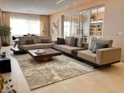 Luxurious 3 bedroom Apartment in Ikoyi