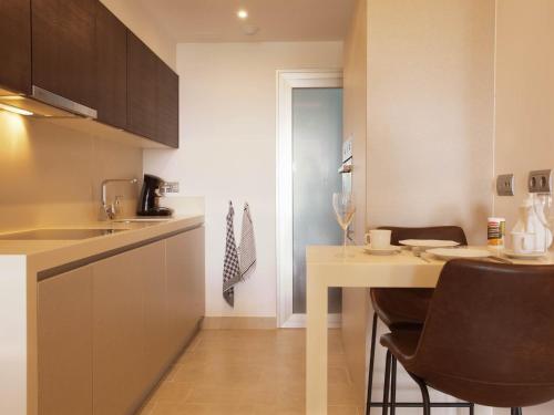 Snug apartment with garden