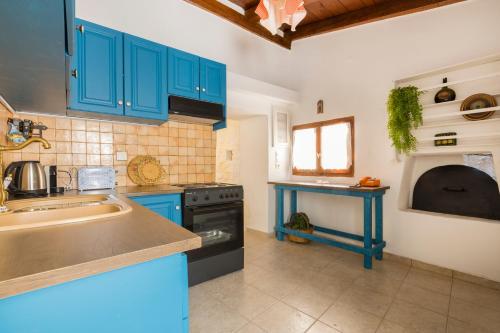 Η κουζίνα ή μικρή κουζίνα στο Old Town Charm Casa Historica