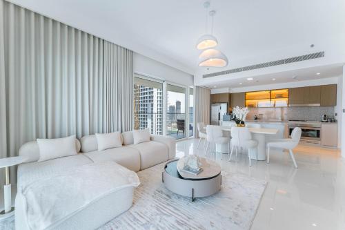 Seafront 3BR with maid's - Grand Bleu by Elie Saab