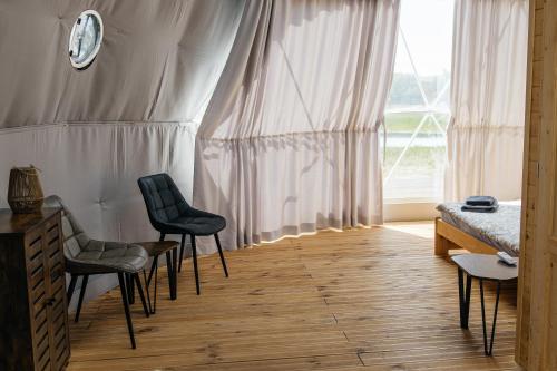 Φωτογραφία από το άλμπουμ του Glamping Prague Louka στην Πράγα