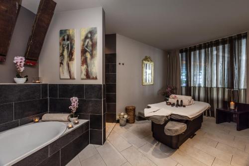 Koupelna v ubytování SOLEA SÜDTIROL Boutique Hotel