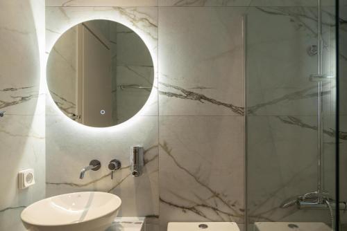Gambar di galeri bagi Captain's Apartments in Olive Grove 2 di Mousata