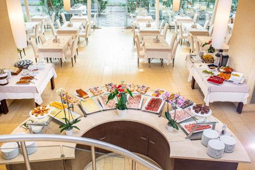 Nourriture dans l'hôtel ou à proximité