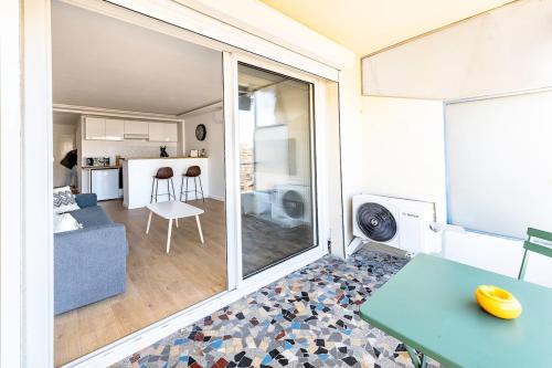 Superbe sudio Juan Les pins 2mins des plages hypercentre