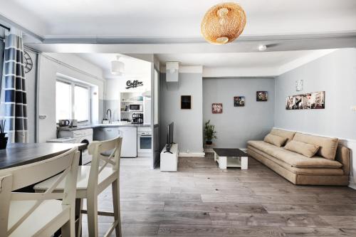 L'hyper centre terreaux 45m2 équipé CLIM