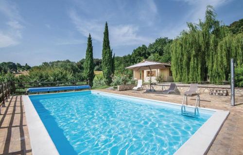 a pool in a yard with a house at Casa Salvia, Ac, Wifi, Narni in Narni