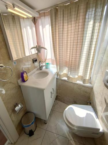 Koupelna v ubytování Hotel Antique