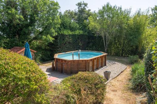 Belle Maison En Pierre Avec Piscine
