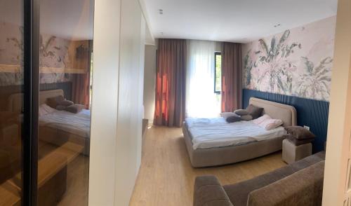 Imagen de la galería de Luxury Studio lungomare Vlore, en Vlorë