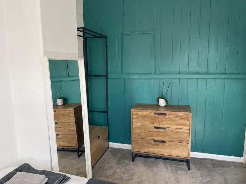 A lovely 2 bedded terrace house photo 22
