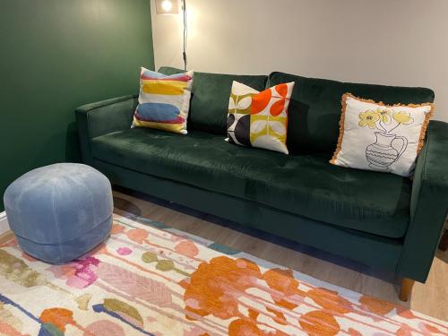 A lovely 2 bedded terrace house photo 11