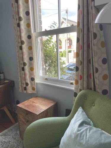 A lovely 2 bedded terrace house photo 20
