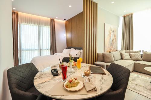 Et opholdsområde på Meridian Luxury Apartments