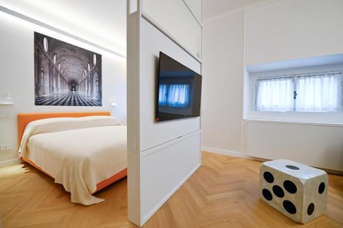 Dolce Vita Suite by Rental in Rome
