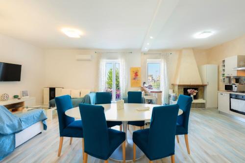 Sweet Panoramic Apartment