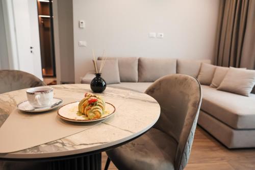 Et opholdsområde på Meridian Luxury Apartments