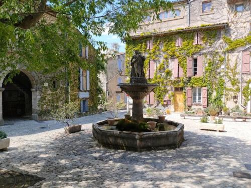 Κήπος έξω από το Charming house in Provence, 2 to 10 people
