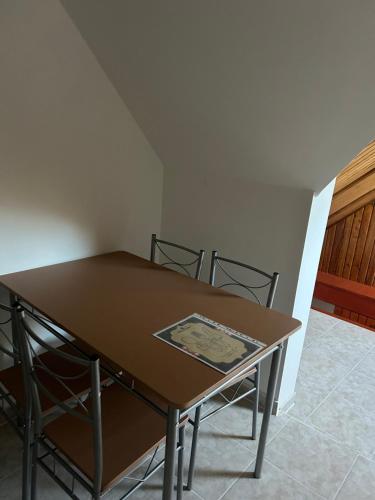 Kőrisfa Csárda magánszállás