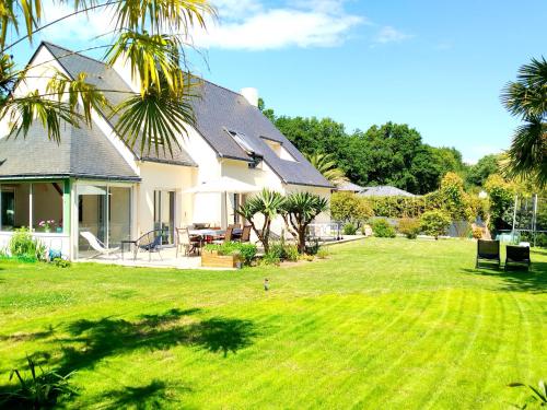 Family House 190 m2 - 3 Bedrooms, 2 Bathrooms