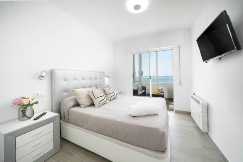 Primera línea de playa Poniente