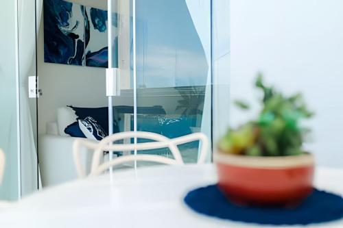 Un balcón o terraza en Desperte com o Azul do Mar na Sua Janela!