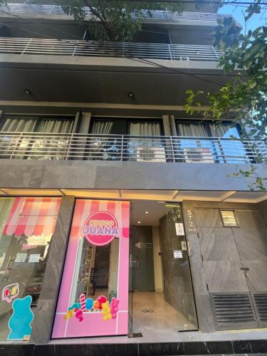Edificio en el que se encuentra el apartamento