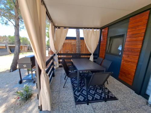 Gallery image of Luna Mobilehomes in Drage