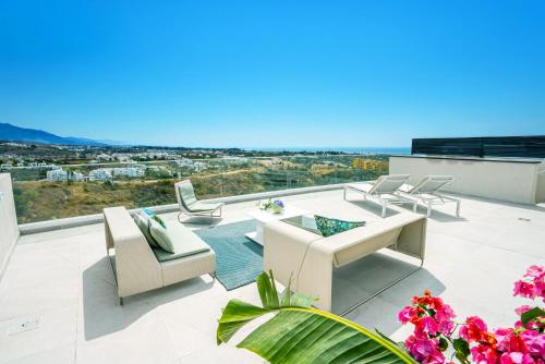 Mediterranean Vanian Views Penthouse photo 17