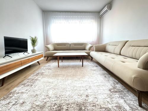 Euro Fly Apartment 1