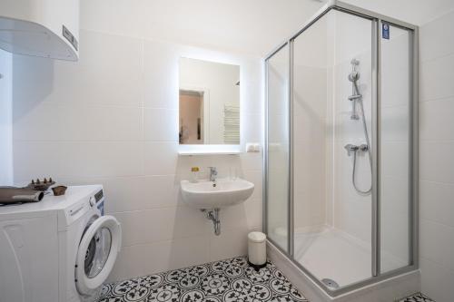 Whats-App Self-Check-IN - Deluxe Apartments Grazにあるバスルーム