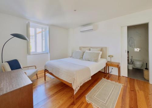 WHome Exclusive Stay in a Prime Location with River View