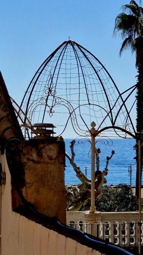 Stone Rustic Beach apartment